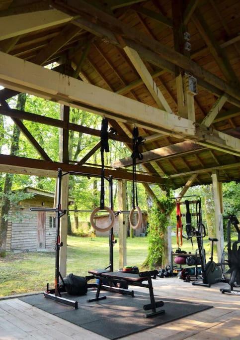 Chalet Cosy Au Coeur De La Foret De Broceliande Beignon Exterior photo